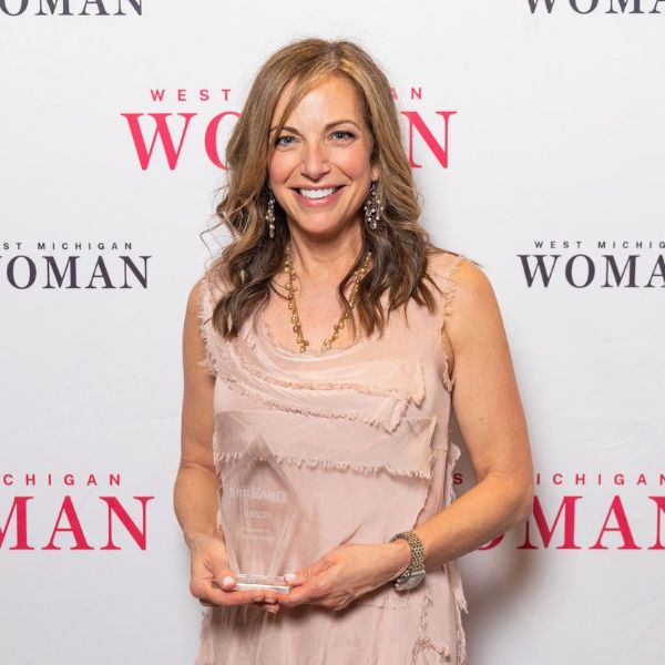 WMW-FINALIST-BETHM