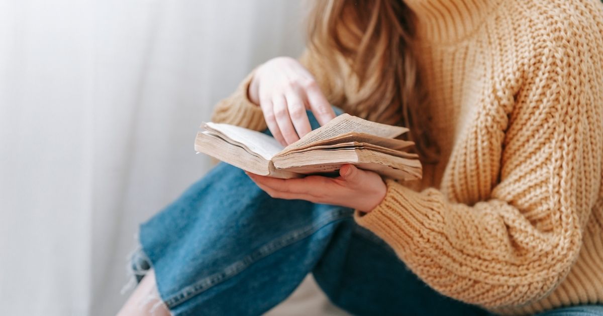 March is Reading Month: Dive into the Benefits of Reading