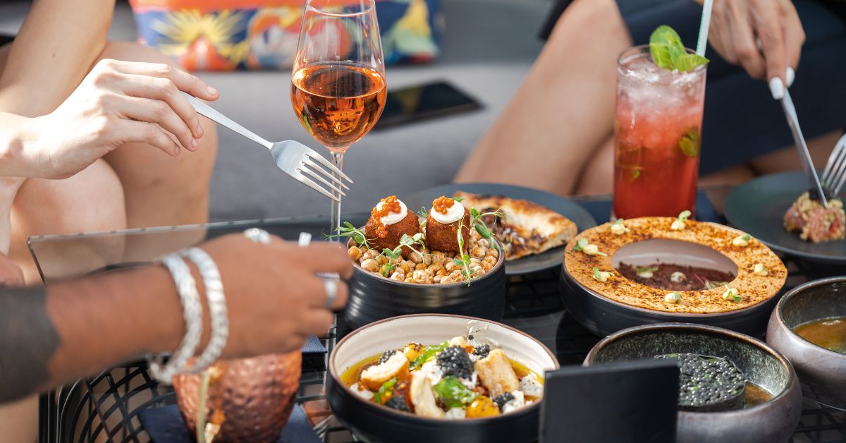 /Drink%20and%20Dine%20Al-Fresco%20at%20These%20Perfect%20Patios%20and%20Rooftops