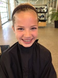 Cosmetic Quandary: When to Introduce Makeup to Daughters
