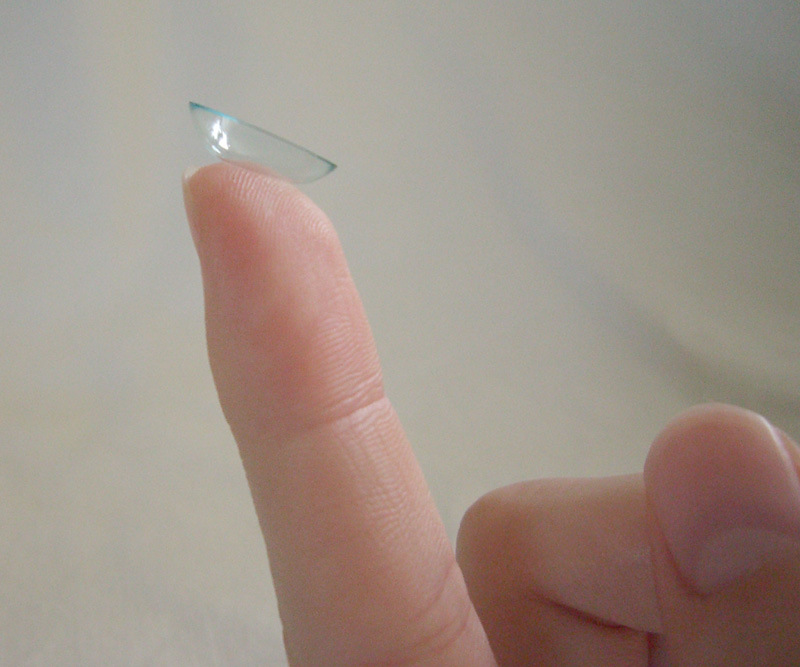 Safety Tips for Contact Lenses