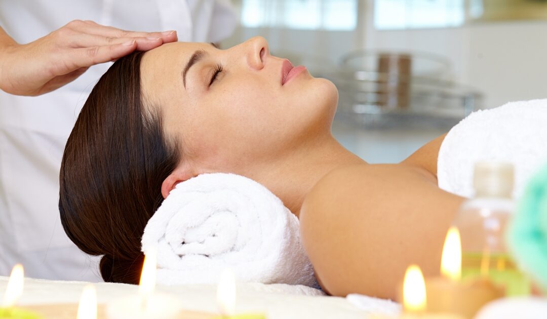 Relaxation from Head to Toe: 5 Reasons You Need a Facial Today