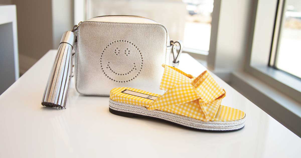 happy-clothes-Leighs