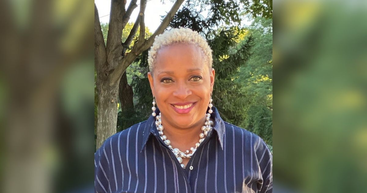 Lisa Knight
