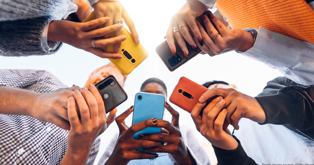 WMW-HarmfulSocialMedia-Spotlight