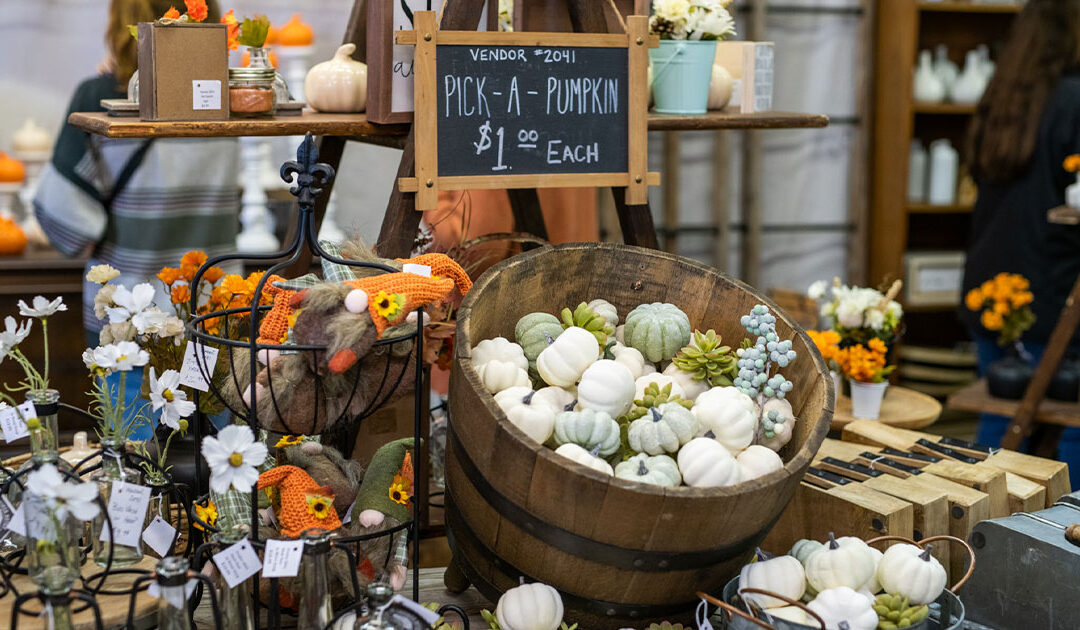 Fall Flea Markets: A Different Approach to Shopping