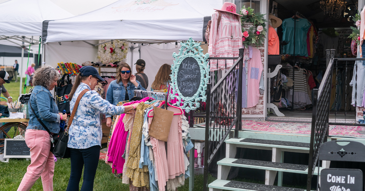 WMW-FarmGirlFlea-Web5