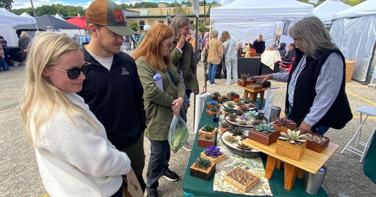 Rockford Michigan Art in the Park